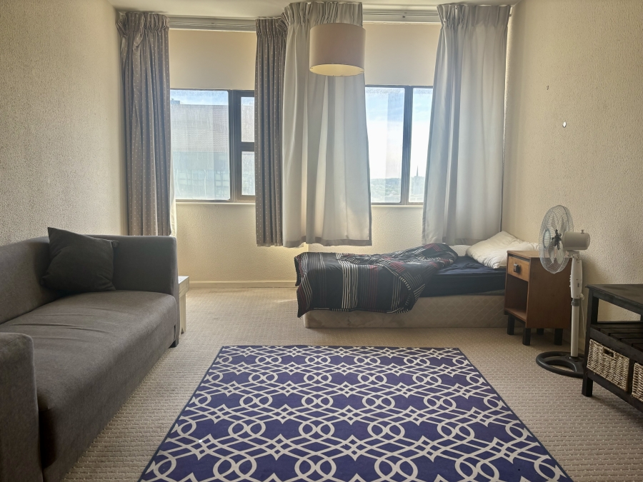 1 Bedroom Property for Sale in Bellville Central Western Cape